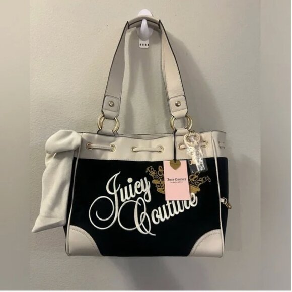 Juicy Couture The Key to Juicy Large Tote Handbag Black & Cream NWT - Picture 2 of 9